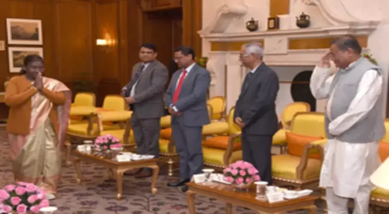 मजबूत, स्थिर बांग्लादेश भारत के हित में है : राष्ट्रपति मुर्मू